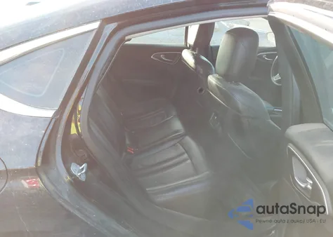 2015 Chrysler 200 C из США, поврежденный, VIN 1C3CCCCG0FN515532